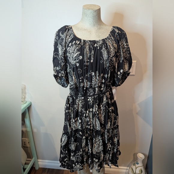 Karen Kane In Full Bloom Tiered Dress Black & White With Tie Waist Sz 2x - Picture 9 of 17